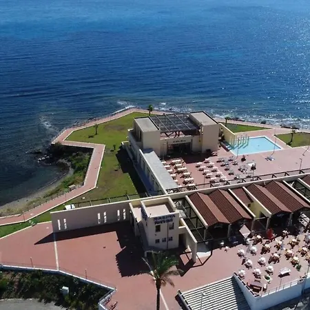 Piano Terra Apartment *