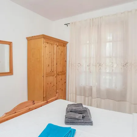 Апартаменты Piano Terra Саррок