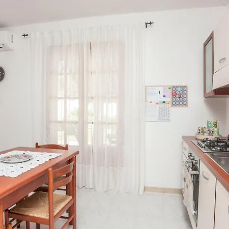 Piano Terra Apartment